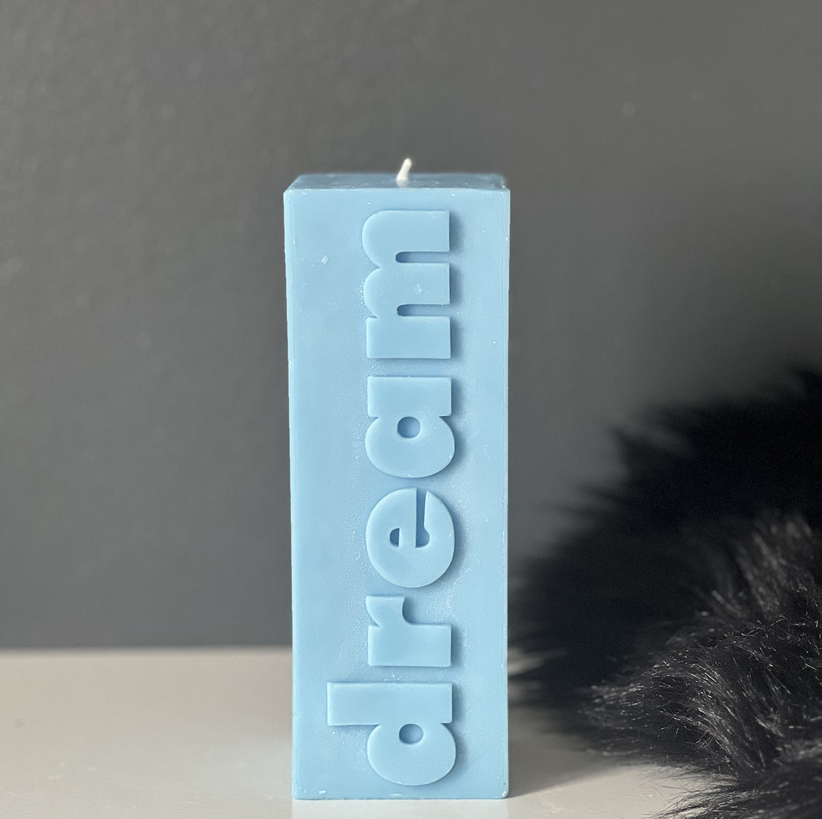 Bougie Parfumée Rae Dunn 'DAY DREAM' - Parfum Tropical Skies, Bleue, Grande Taille, Mèche Unique