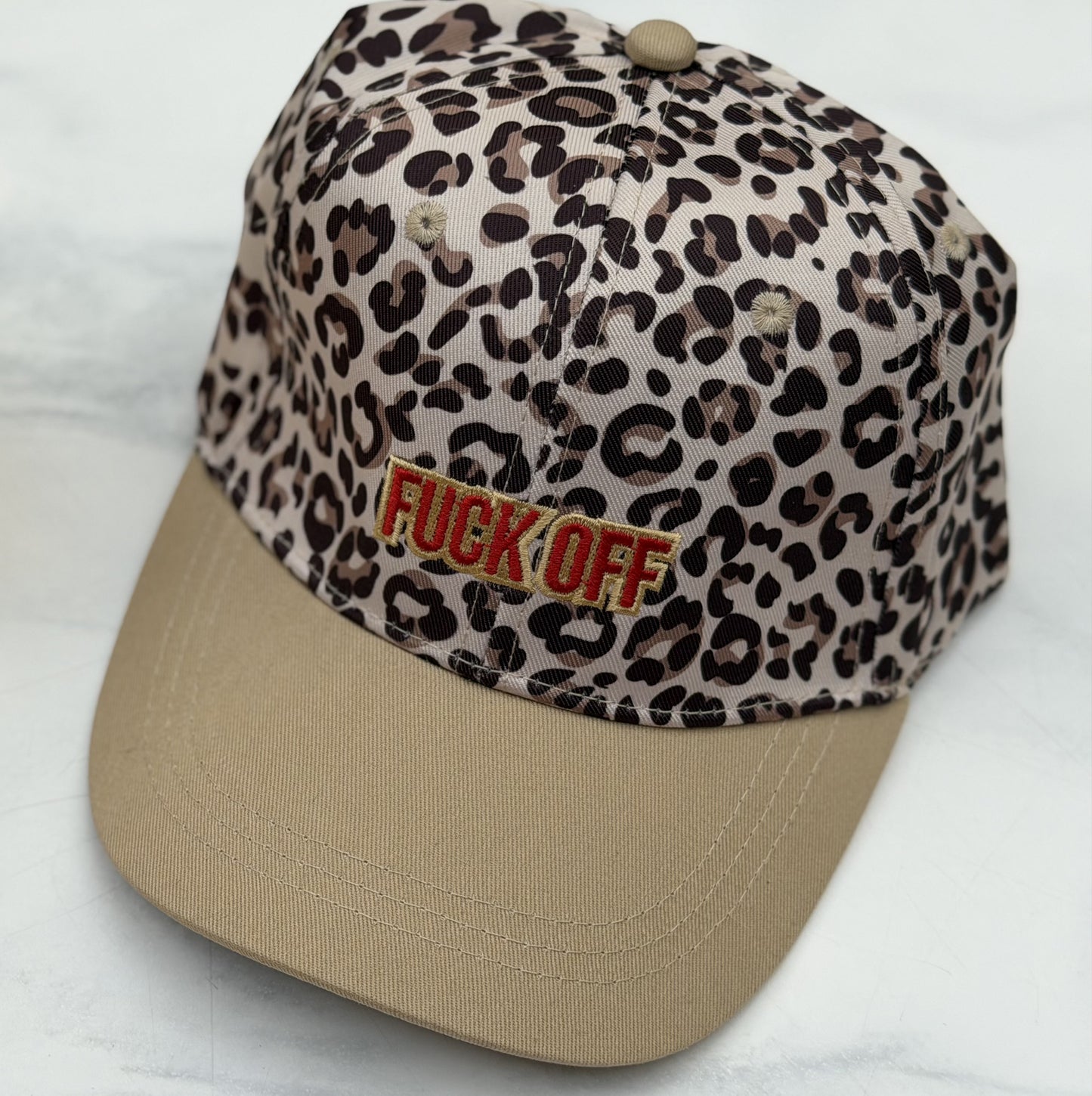 
                  
                    Casquette léopard Fuck OFF
                  
                